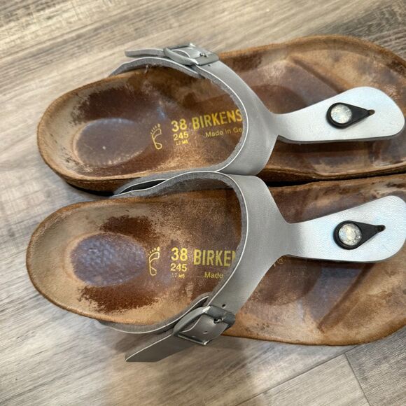 Birkenstock Silver Gizeh Sandal Size 38/ US 7 - Picture 2 of 6
